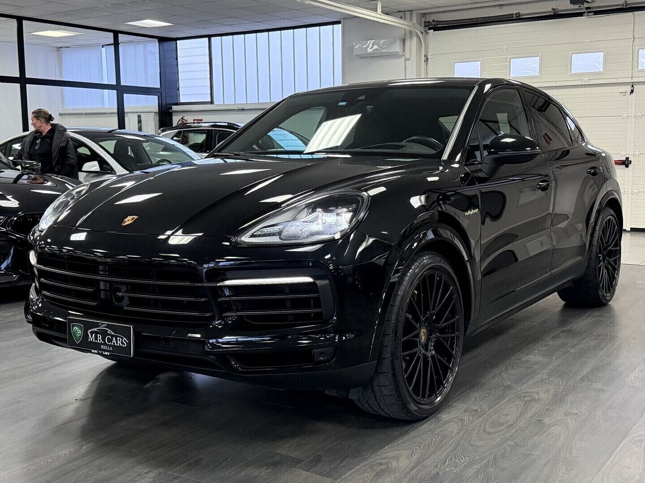 Other Porsche Cayenne Coupe e-hybrid Platinum Edition imagem 3