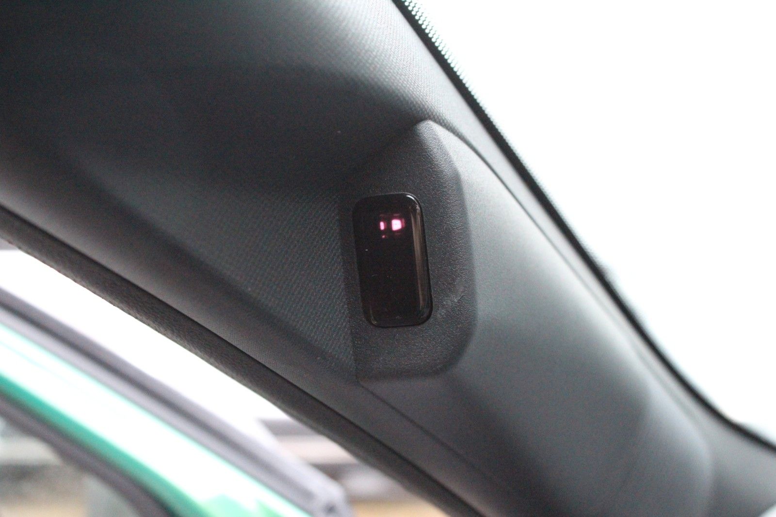 Fahrzeugabbildung Renault Clio VI E-Tech 160 Full Hybrid Techno