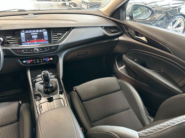 Opel Insignia B*LKHZ*2-ZONEN*LED*CARPLAY*CAMERA*