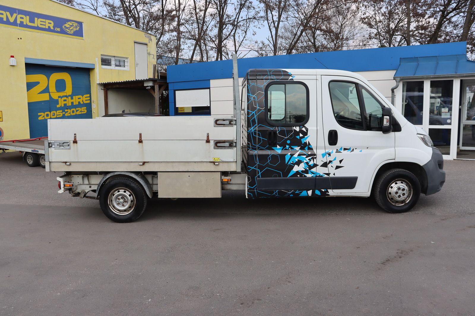 Fahrzeugabbildung Citroën Jumper 2.2d DOKA Kipper 7 Sitzer 1. Hand