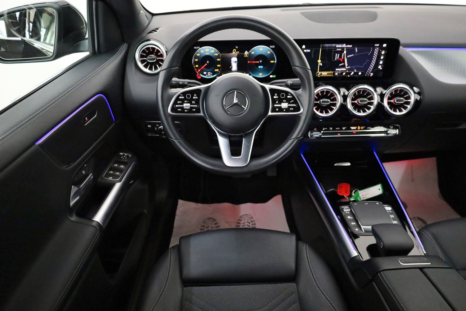 Fahrzeugabbildung Mercedes-Benz EQA 250 Progressive,T.Leder,Navi,LED,SH,Kamera