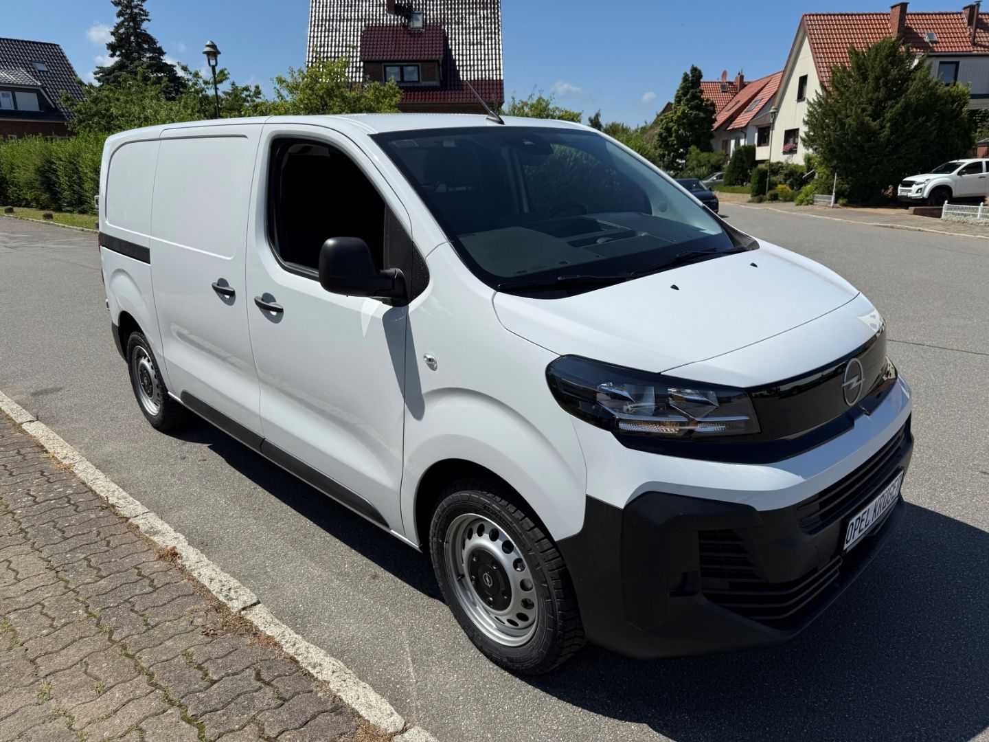 Fahrzeugabbildung Opel Vivaro Kasten Edition L2 2.0 Kamera+PDC+Carplay