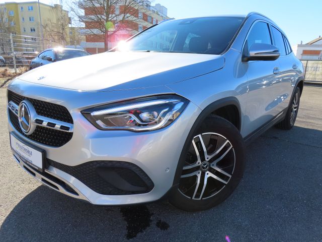 Mercedes-Benz GLA 200CDI, Kamera, LED, Navi....