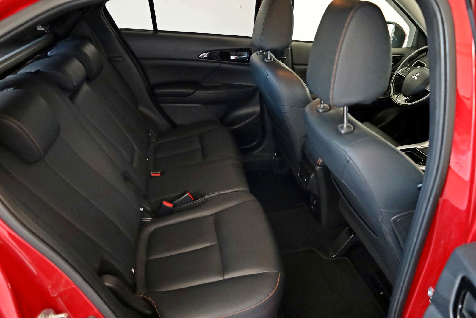 Fahrzeugabbildung Mitsubishi Eclipse Cross Top 2WD Leder,Navi,LED,HUD,Panoram