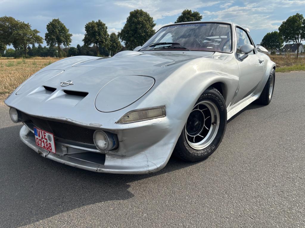 Opel GT 2.0 Überrollkäfig, Weber-Vergaser, ATS-Felg. 
