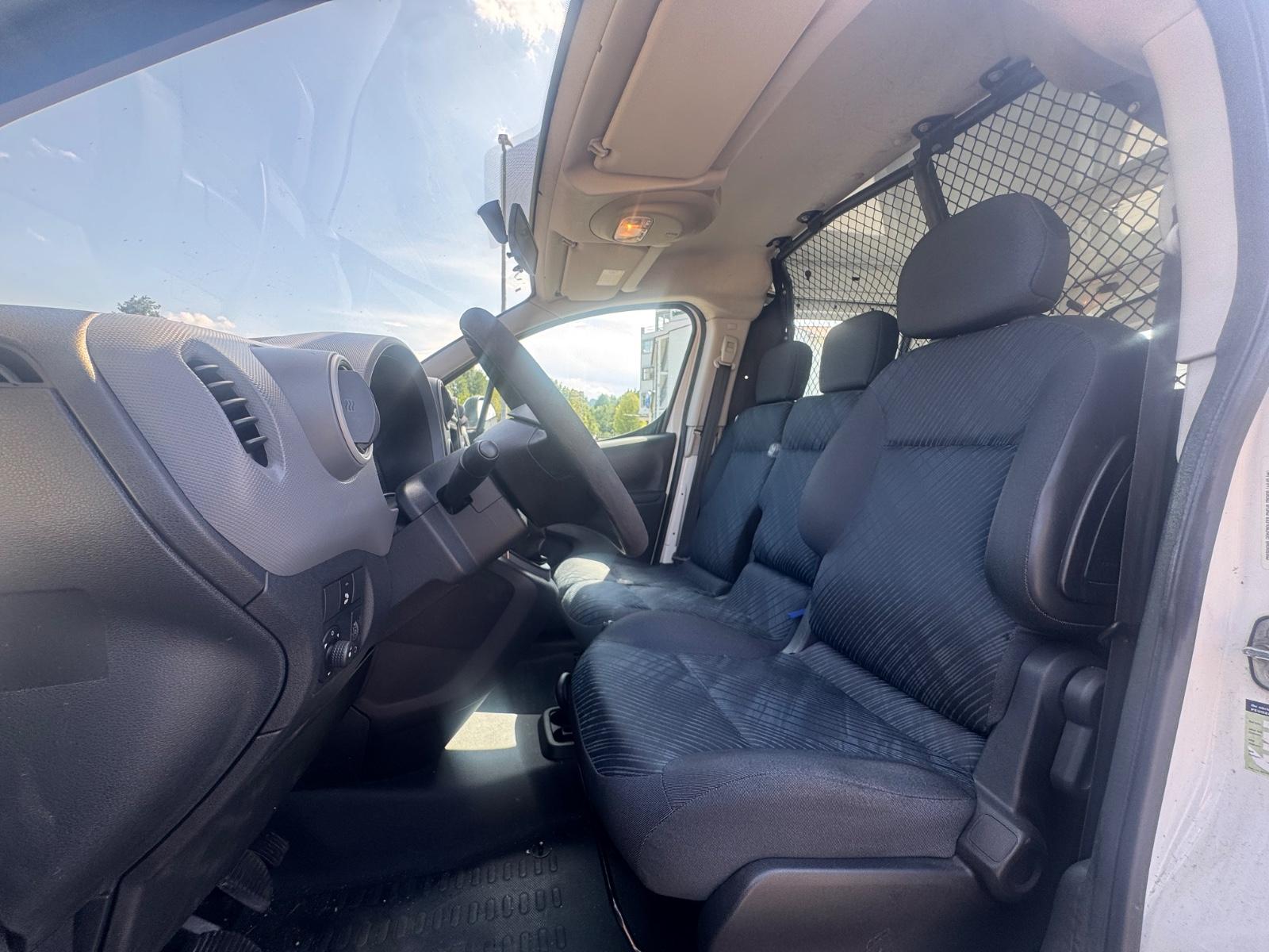 Peugeot Partner L1 Komfort*1.HAND*ZAHNR.+WP NEU*KLIMAAUT