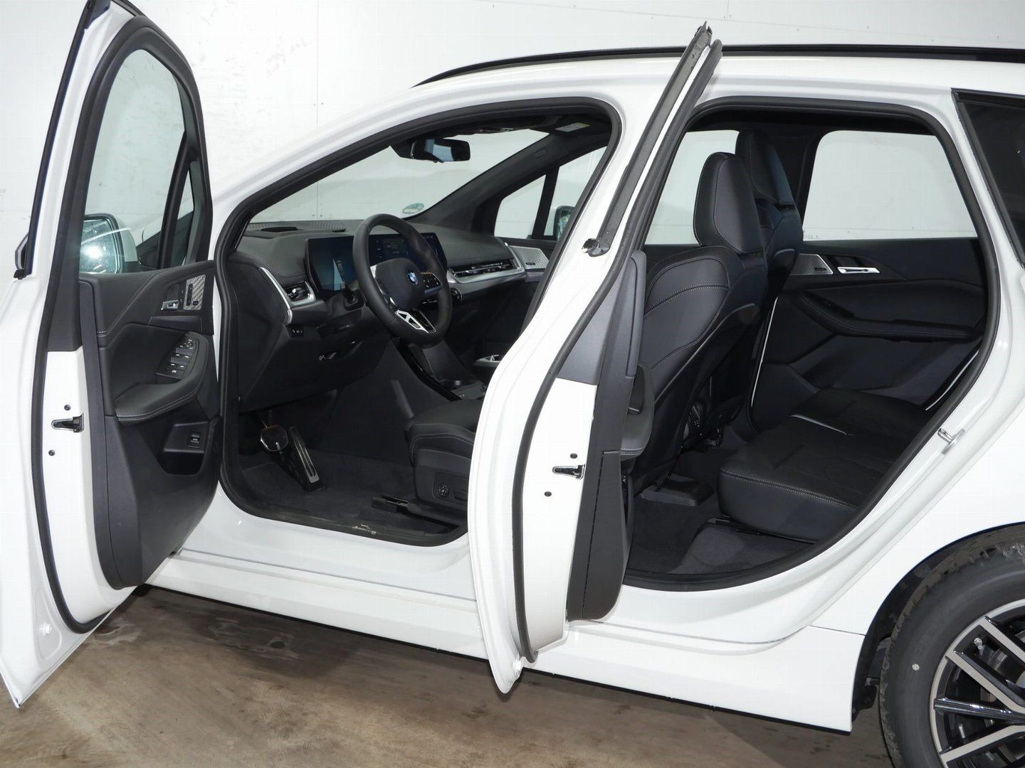 BMW 218 Active Tourer - Bild 8