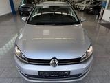 Volkswagen Golf VII 1.6 TDI*CUP*AUTOM*BI-XN*PDC*TMP*LED*USB - mit Diesel-Antrieb: Kombi, Usb