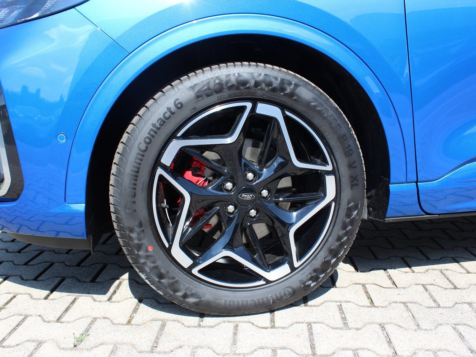 Fahrzeugabbildung Ford Kuga Hybrid ST-Line X