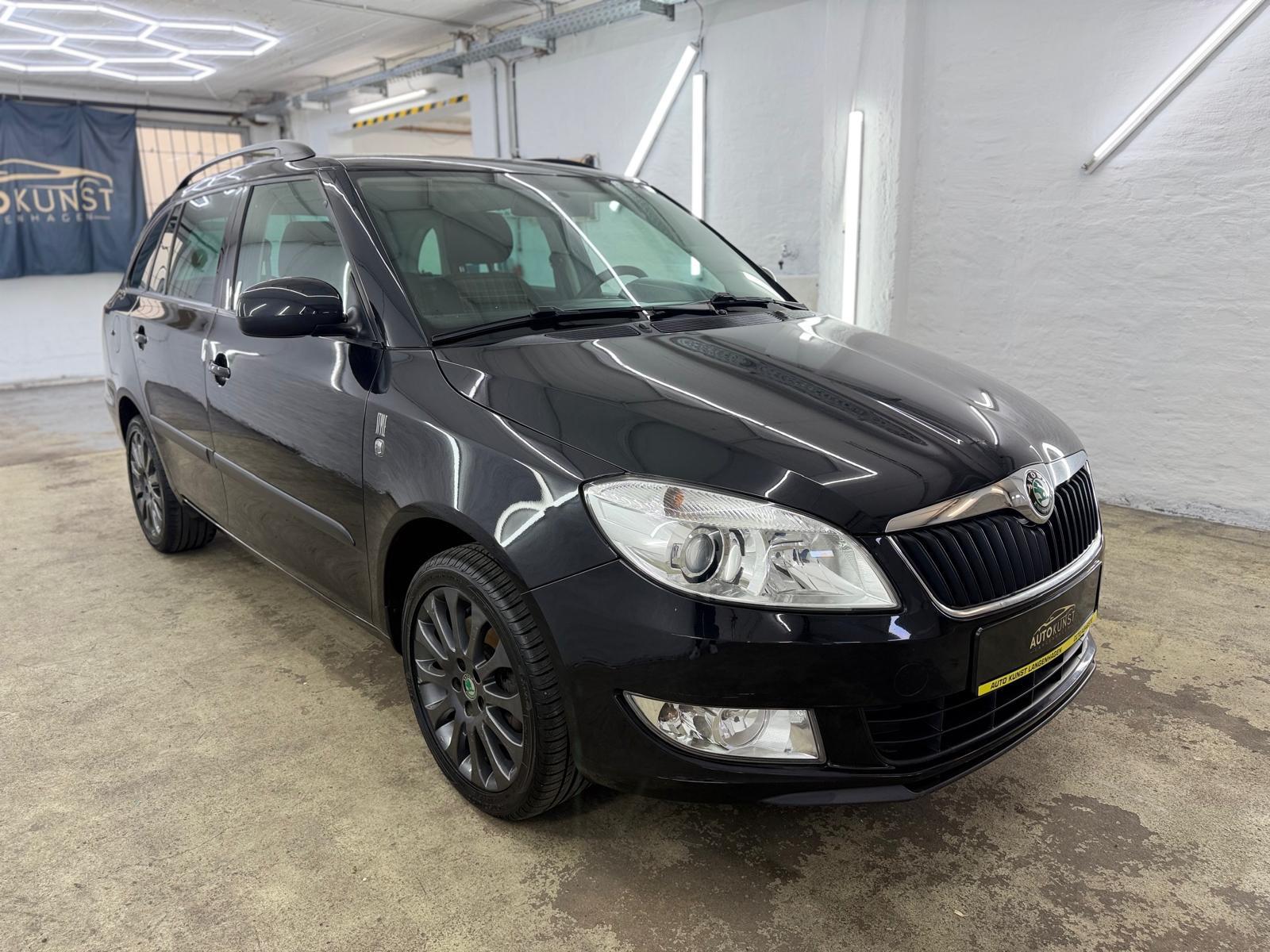 Skoda Fabia 2013 — rear view
