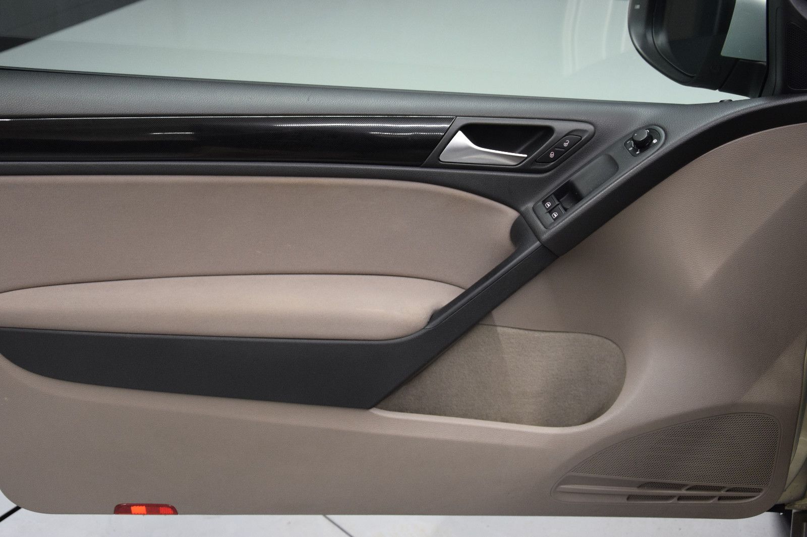 Fahrzeugabbildung Volkswagen Golf VI Comfortline PDC AHK