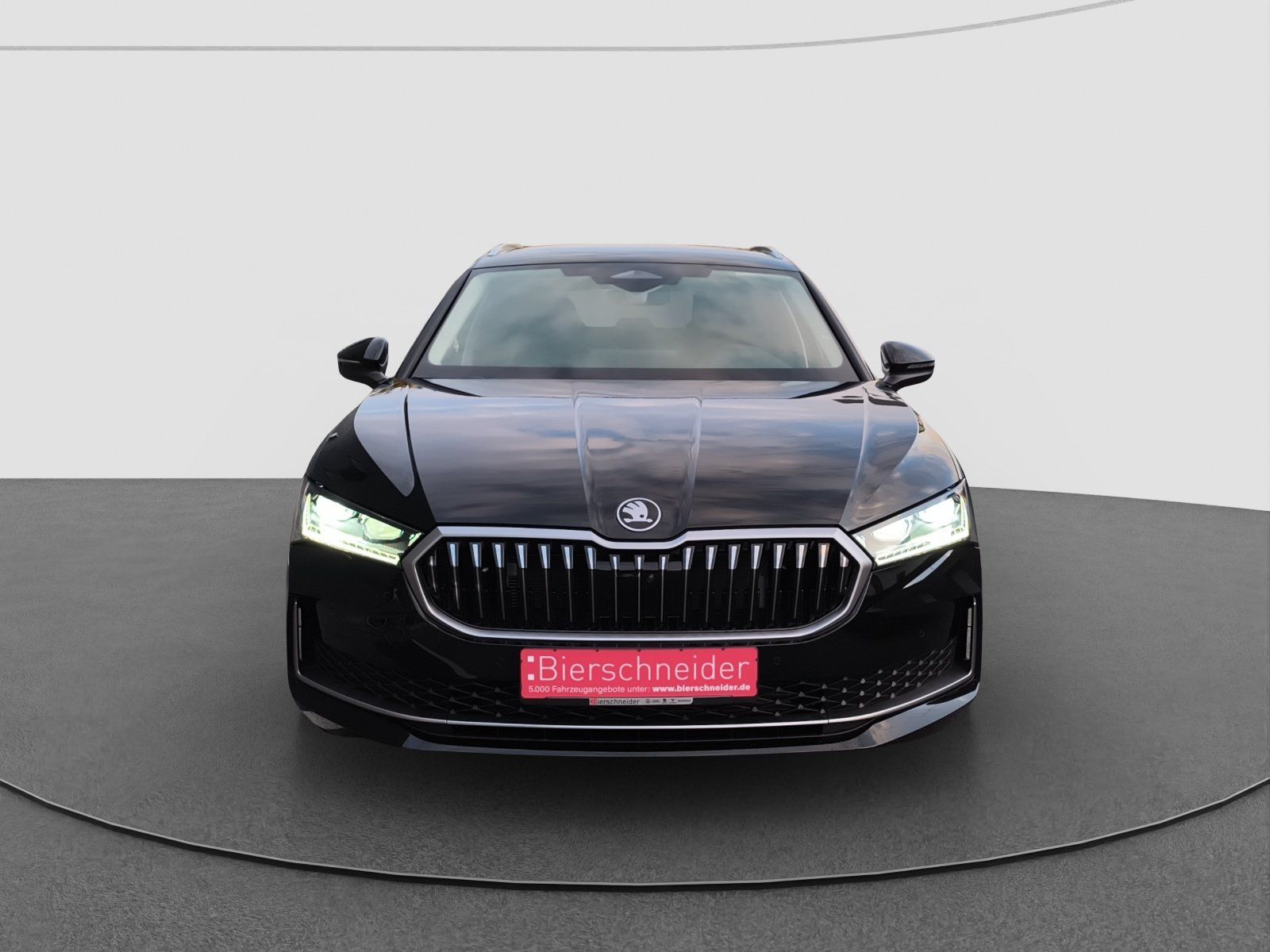 Skoda Superb Combi 2.0 TDI DSG L&K 360 ACC KESSY MATRI imagem 3