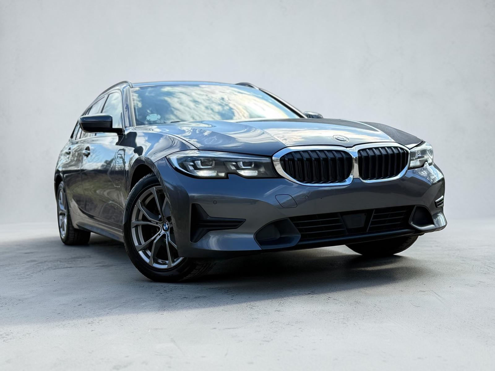 BMW 320 3 Touring 320 d Sport Line LED 1ERH AHK ACC