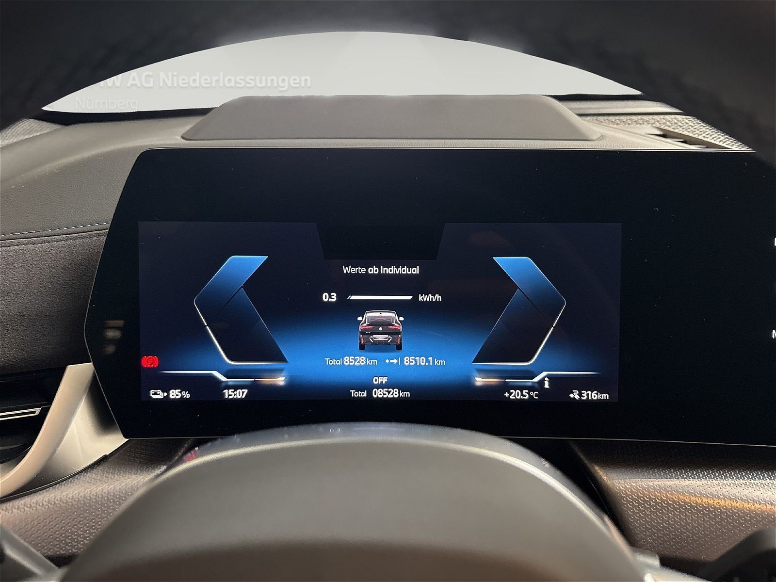 BMW iX2 - Bild 14