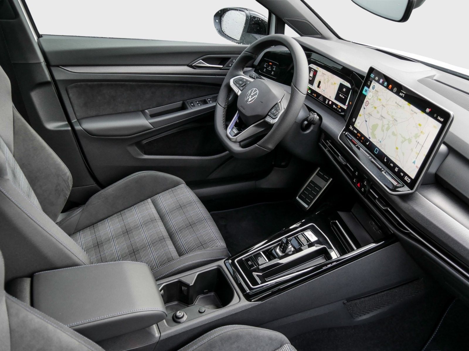Volkswagen Golf VIII GTE IQ.Light Navi TravelAss. AHK Pano  imagem 3