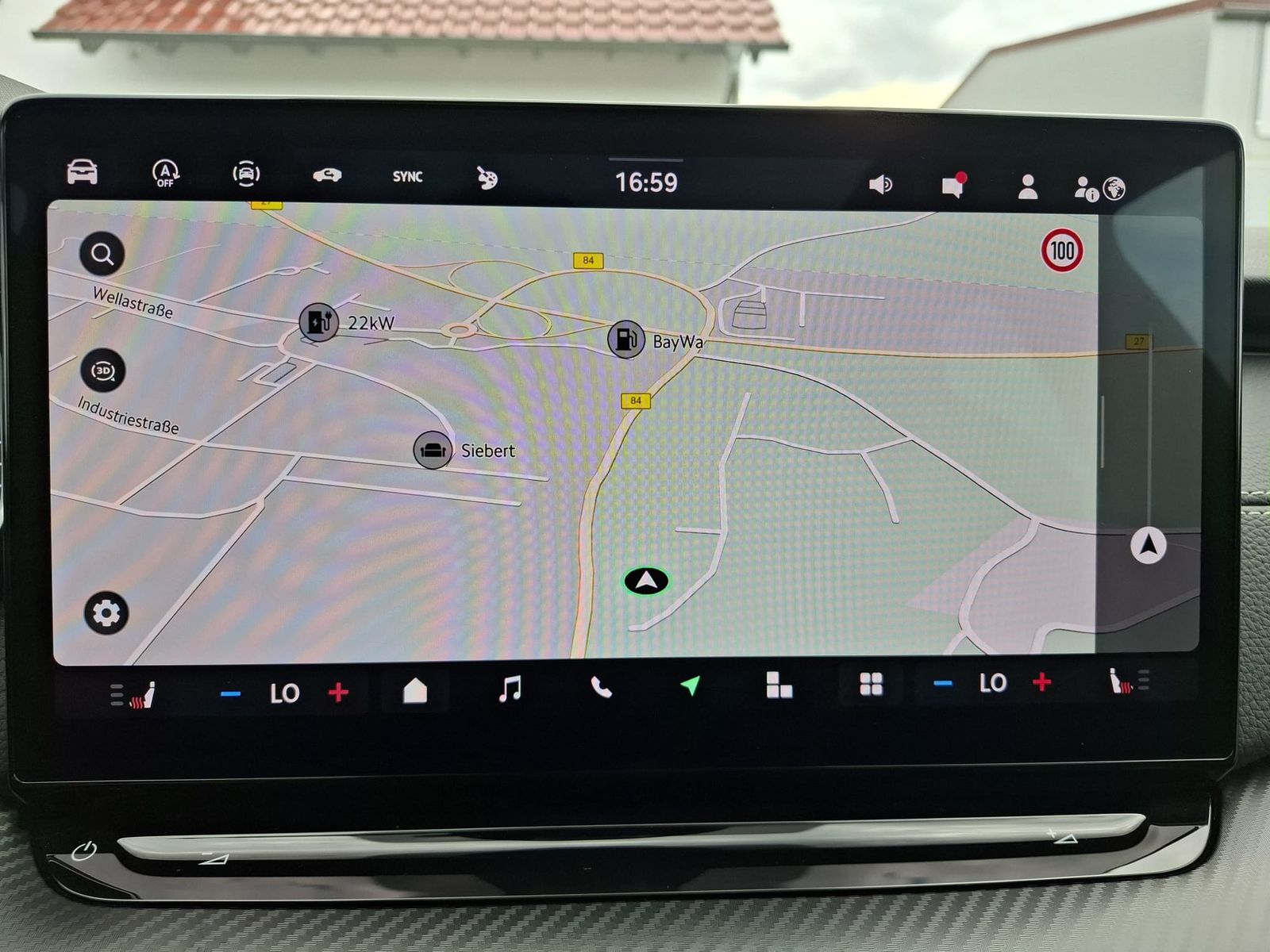 Fahrzeugabbildung SKODA Octavia 1.5 DSG Sportline PANO*MATRIX*AHK*5J.GAR