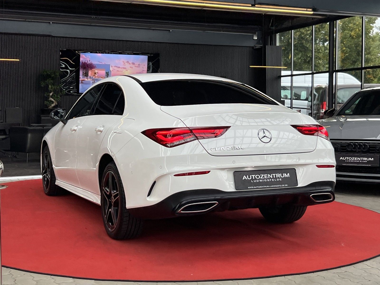 Mercedes-Benz CLA 250 EQ DRIVE AMG Line LED ACC KAMERA&P foto 4
