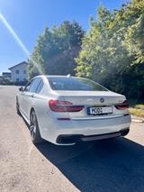 BMW 750Li M Sport, PANO, HUD, Soft Close, 360 - BMW 750: Li
