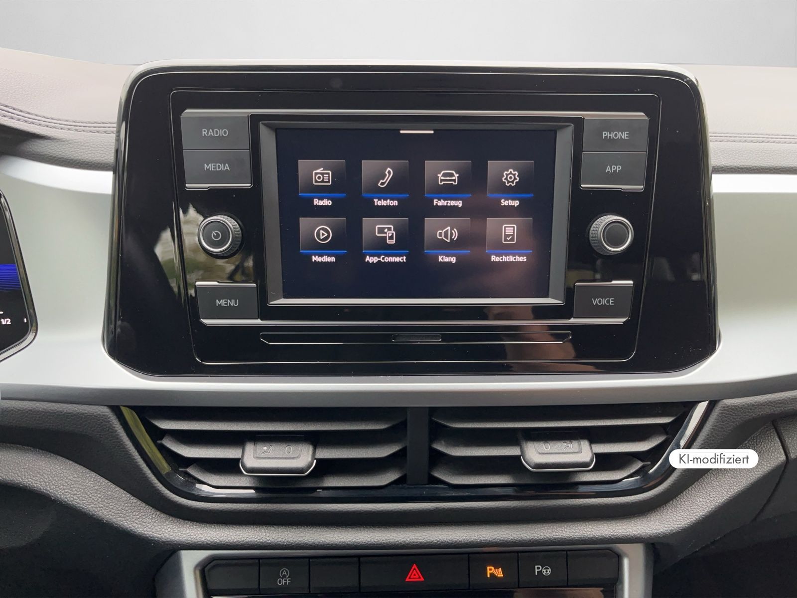 Volkswagen T-Roc - Bild 12