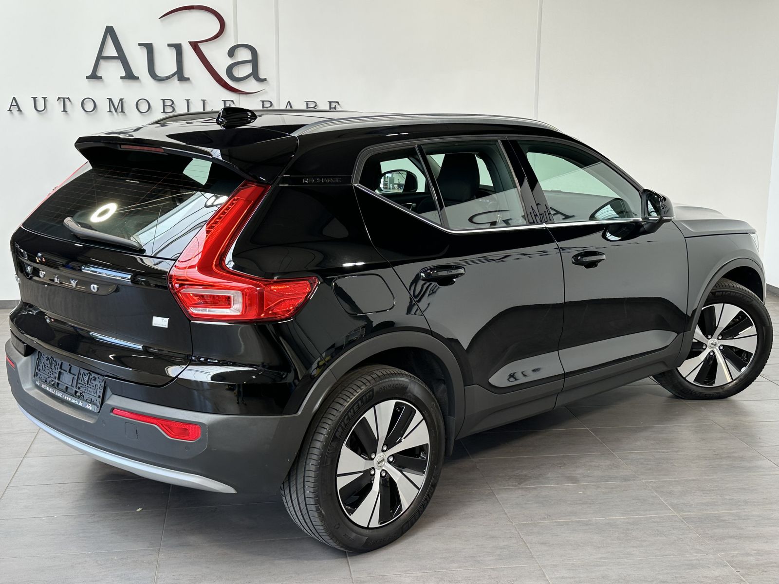 Fahrzeugabbildung Volvo XC40 T4 Recharge DKG Inscription NAV+LED+PANO+VC