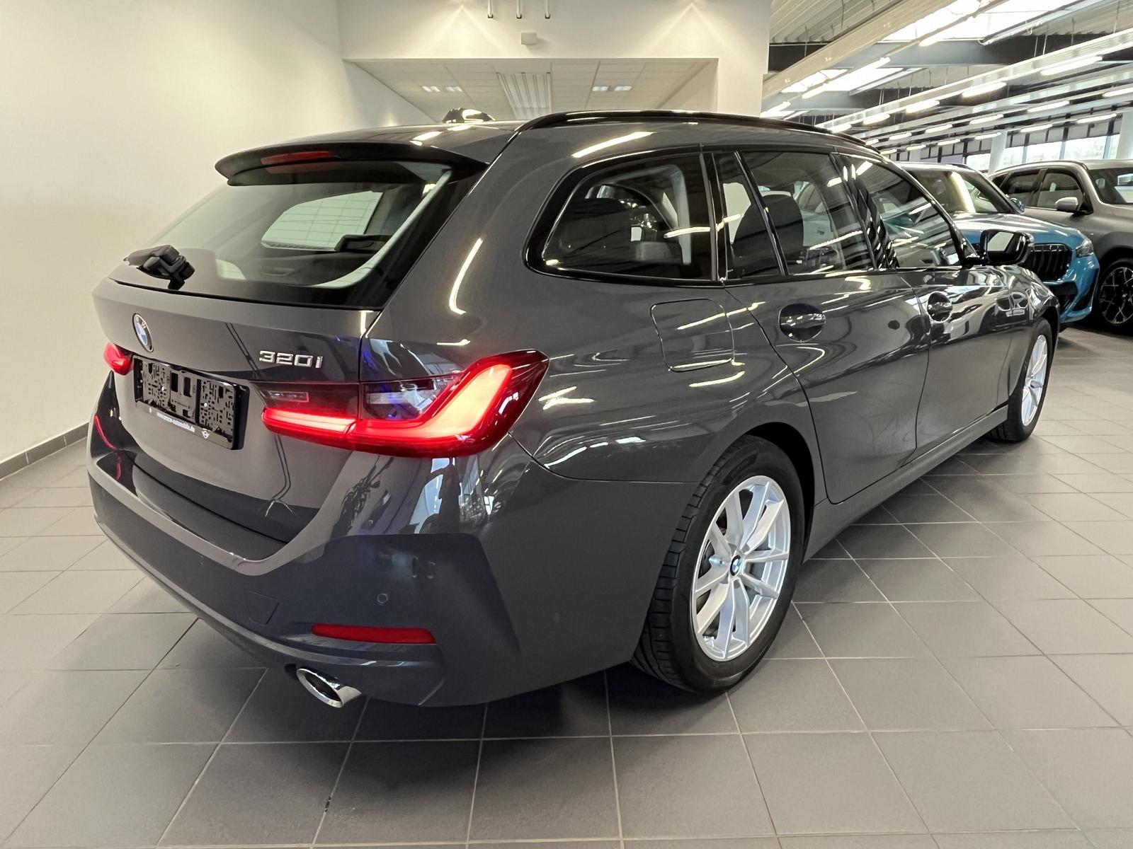 BMW 320i Finanzierung ab 0,49%