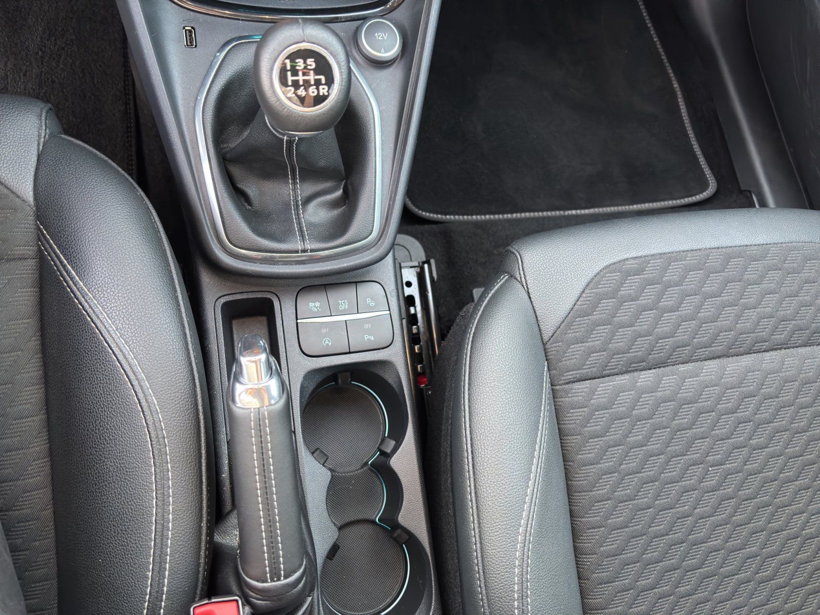 Fahrzeugabbildung Ford Puma Titanium X