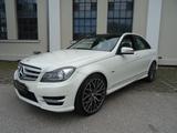 Mercedes-Benz C 300  Lim. C 300 CDI BlueEfficiency 4Matic - Mercedes-Benz C 300: 4matic