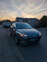 Hyundai i20 1.2 PASSION (1. Hand, gepflegt) - Hyundai i20 Gebrauchtwagen in Köln