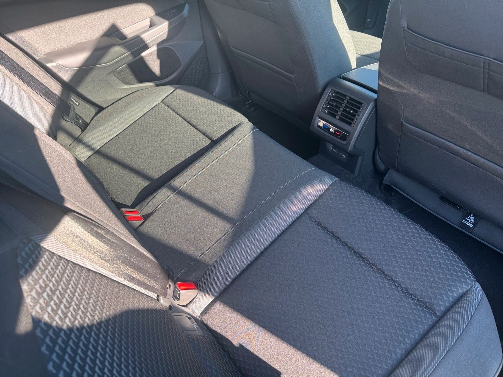Fahrzeugabbildung Volkswagen Golf VIII Lim. Active 2.0 TDI