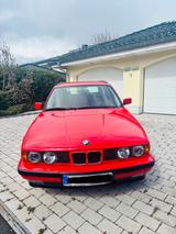 BMW 518i Touring Scheckheft gepflegt, Teil... - BMW 518 mit Benzin-Antrieb: Kombi