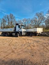 Mercedes-Benz Arocs + Humbaur Anhänger 