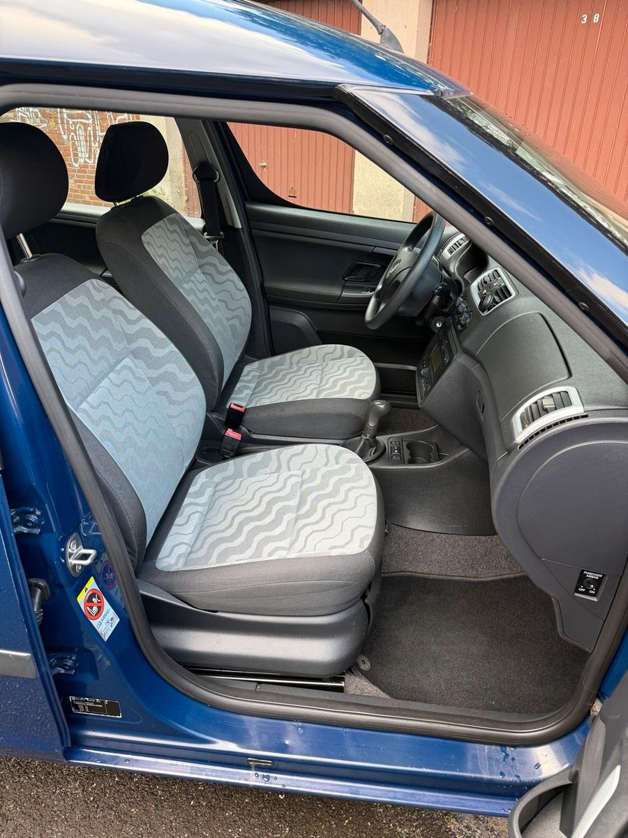 Skoda Roomster 2009 — photo 15