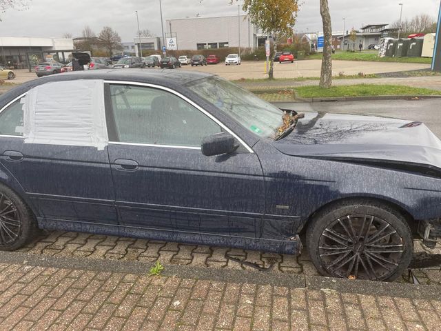 BMW Bmw 5er e39 520i aus dem Jahre 2001