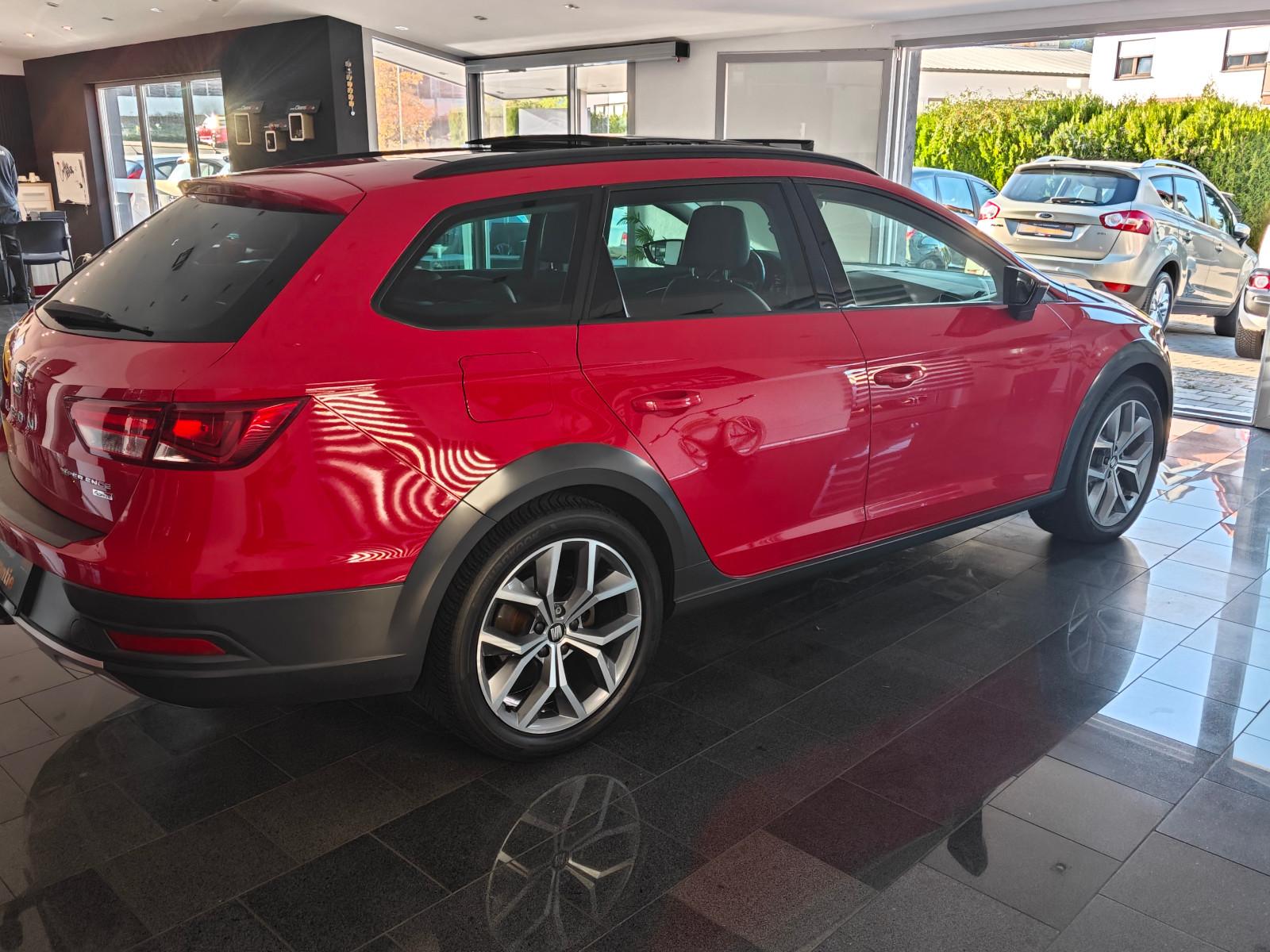 Seat Leon ST 2.0 TDI DSG X-Perience 4Drive - Panorama