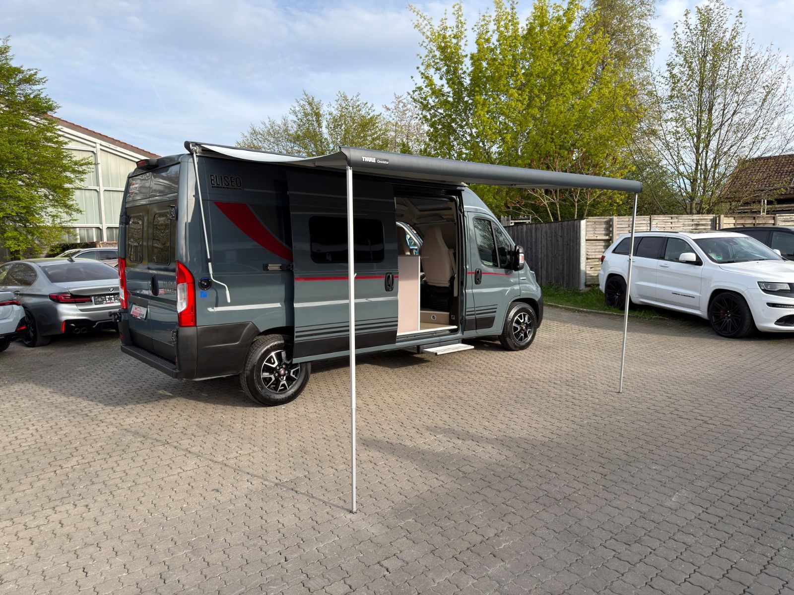 Fahrzeugabbildung Bürstner Eliseo C602|LUFTFAHRWERK|KAMERA|FACELIFT