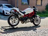 Ducati Monster S4R Testastretta im Martini-Look - Angebote entsprechen deinen Suchkriterien