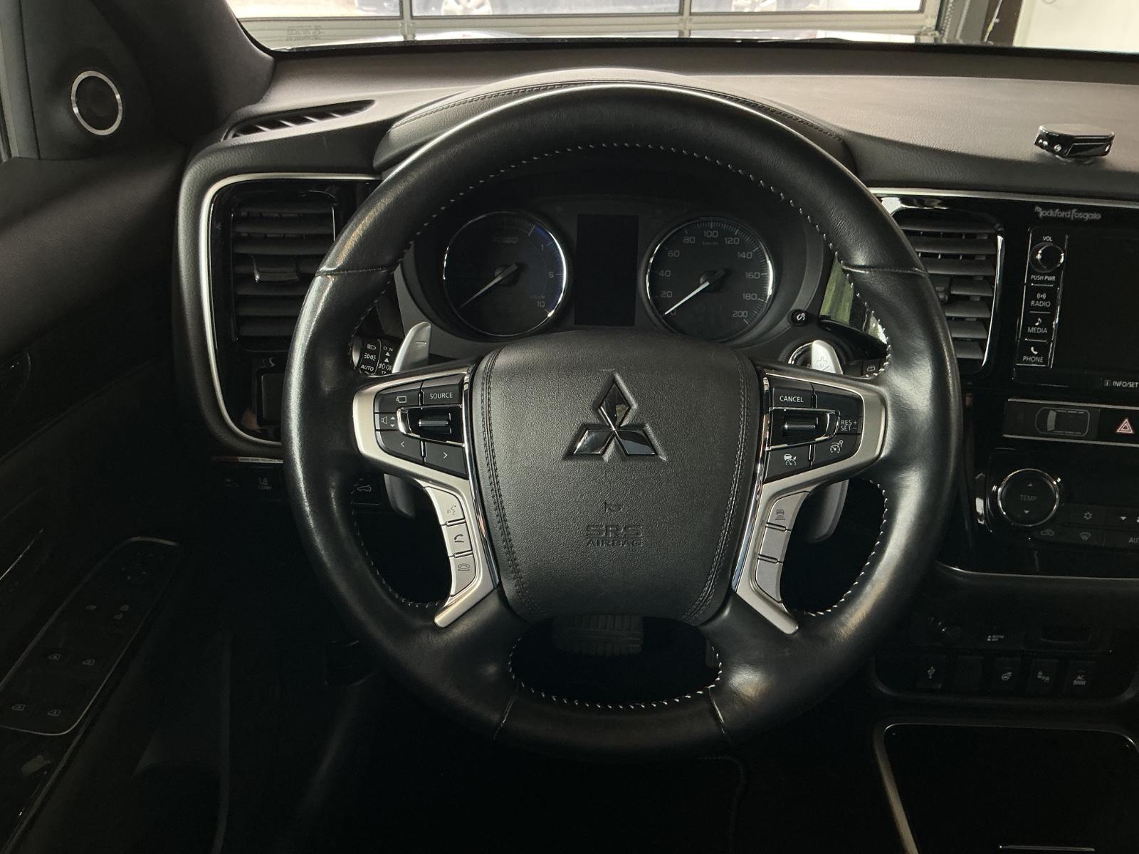 Mitsubishi Outlander PHEV Top 4WD * Sportpaket * 360 Kamera