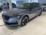 Skoda Superb Combi Sportline 2,0 TSI 195 kW 7-Gang-DSG - Skoda Superb: Alcantara