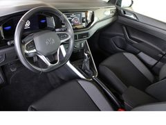 Fahrzeugabbildung Volkswagen Polo Life 1.0 TSI,Sitzheizung,4xEinparkhilfe,Top