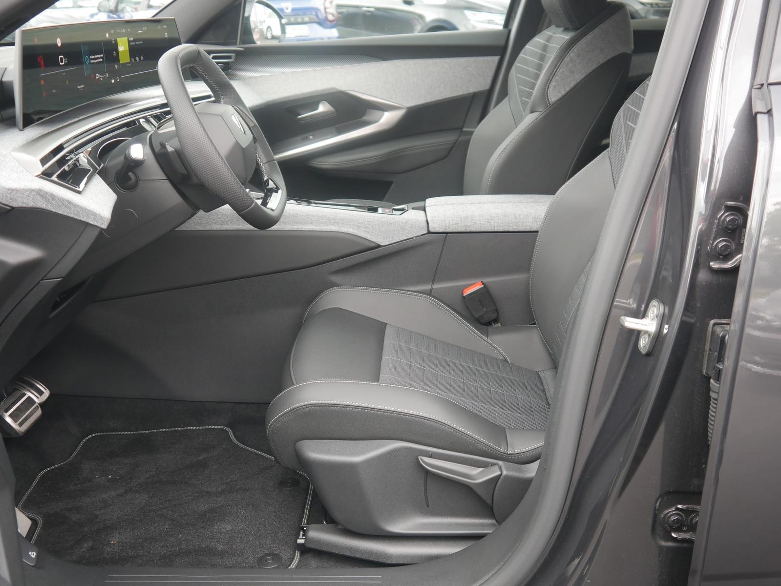 Peugeot 3008 GT 1.2 Hybrid 145 Aut. Matrix ACC Navi Kame