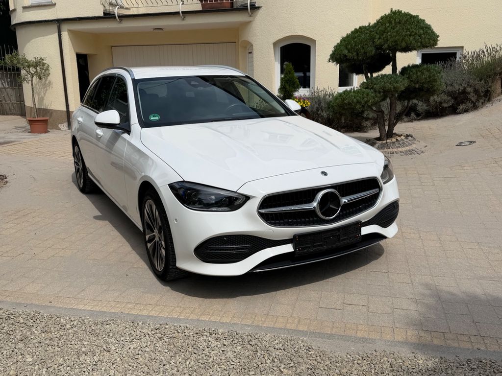Image of Mercedes-Benz C 300
