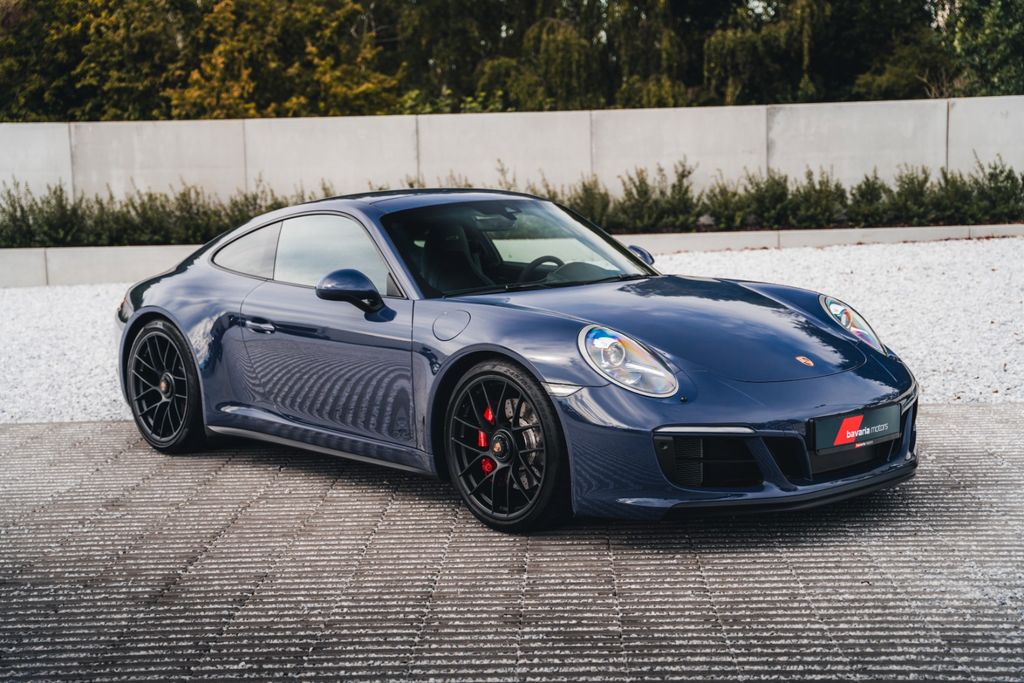 Porsche 991