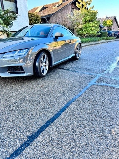 Image of Audi TT