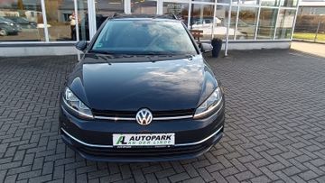 Volkswagen Golf - 2