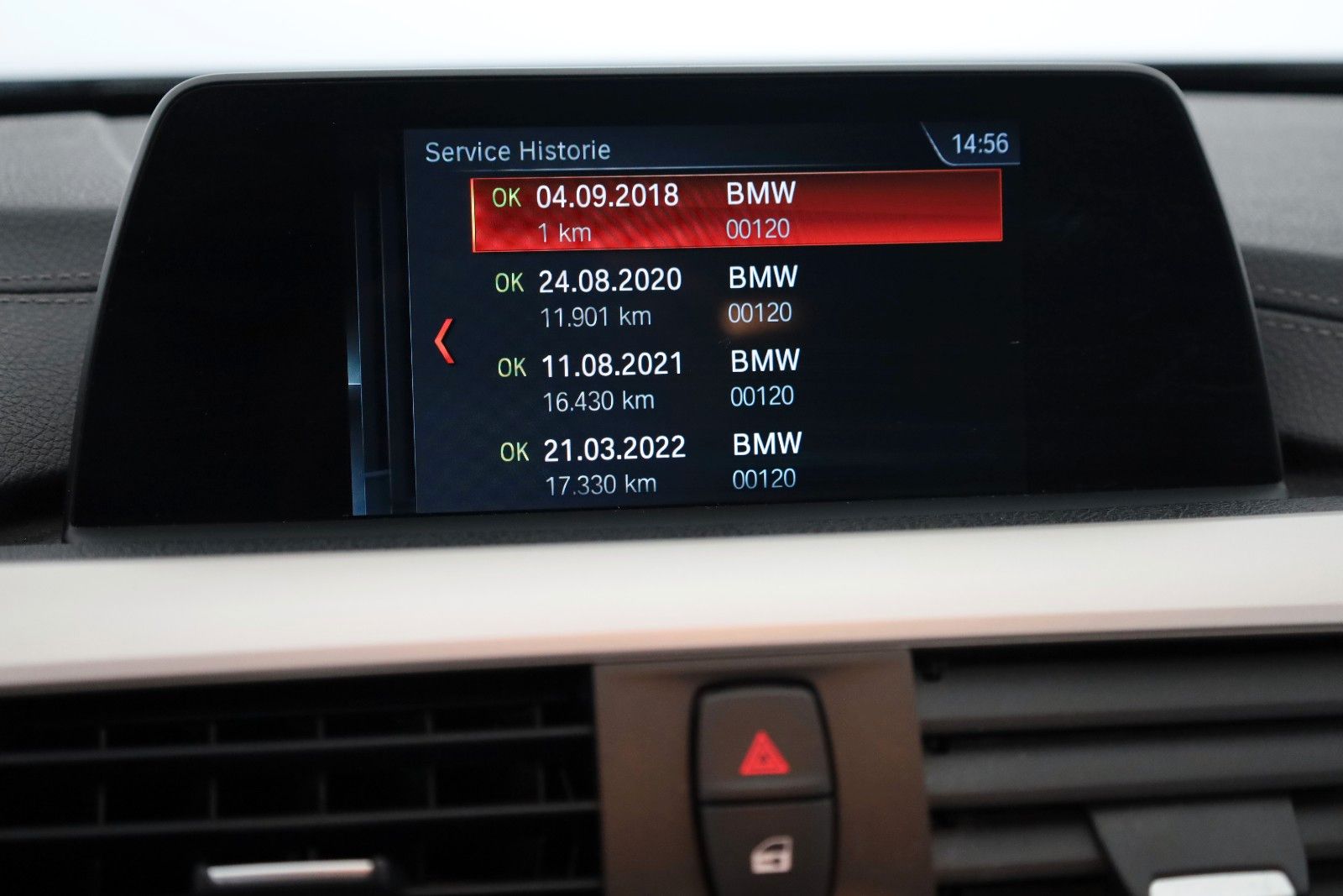 Fahrzeugabbildung BMW 420 4 Gran Coupe 420 i Advantage Navi,LED,SH,PDC