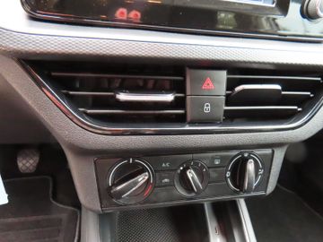 Fotografie 17 des Skoda Scala Cool Plus 1.6 TDi AHK-Vorb. Klima DAB