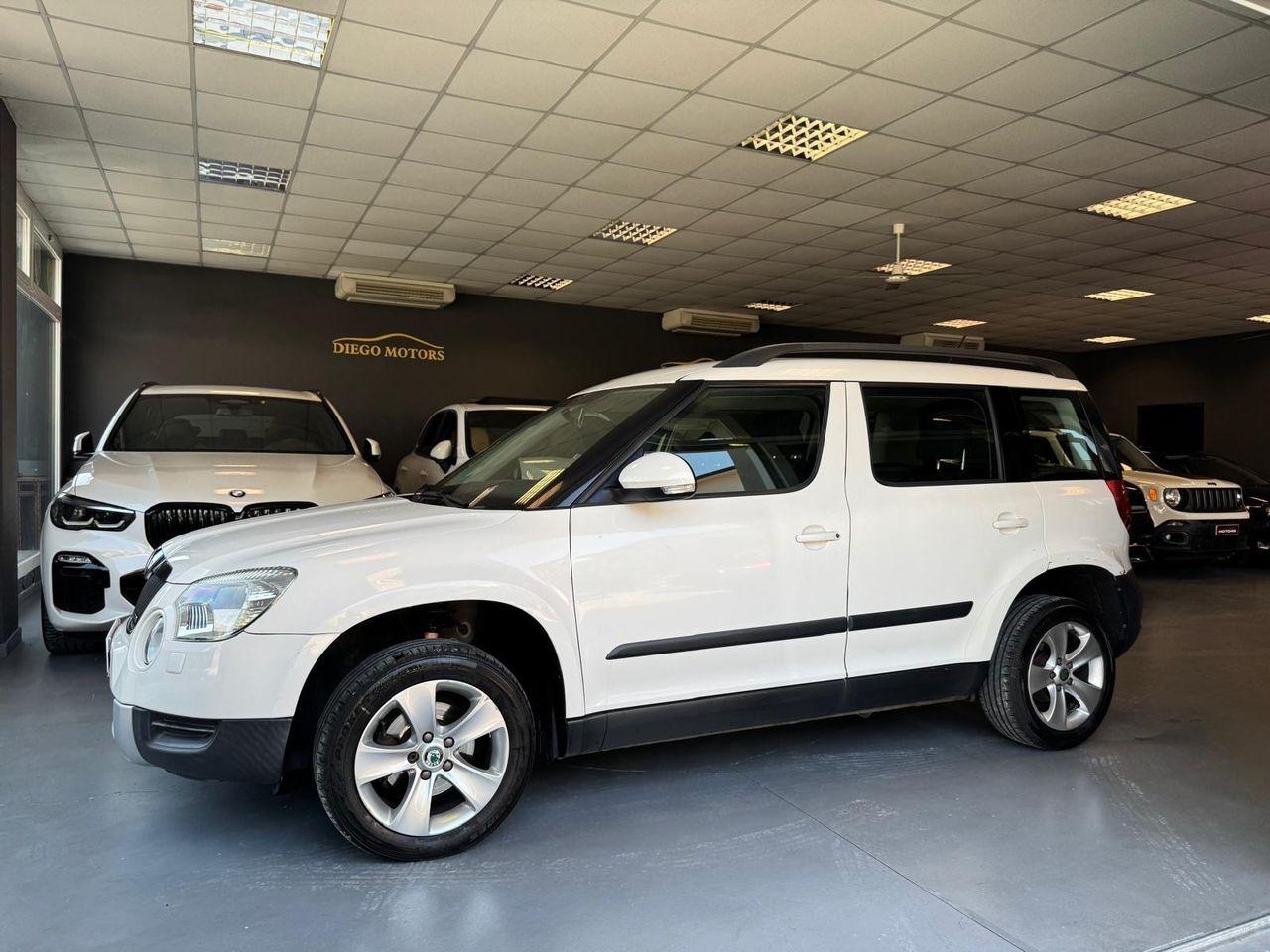 Skoda Yeti 2011 — вигляд ззаду