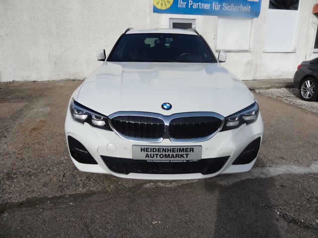 Fahrzeugabbildung BMW 330d xDrive M Sport/1.Hd/LED/Virtual/AHK/