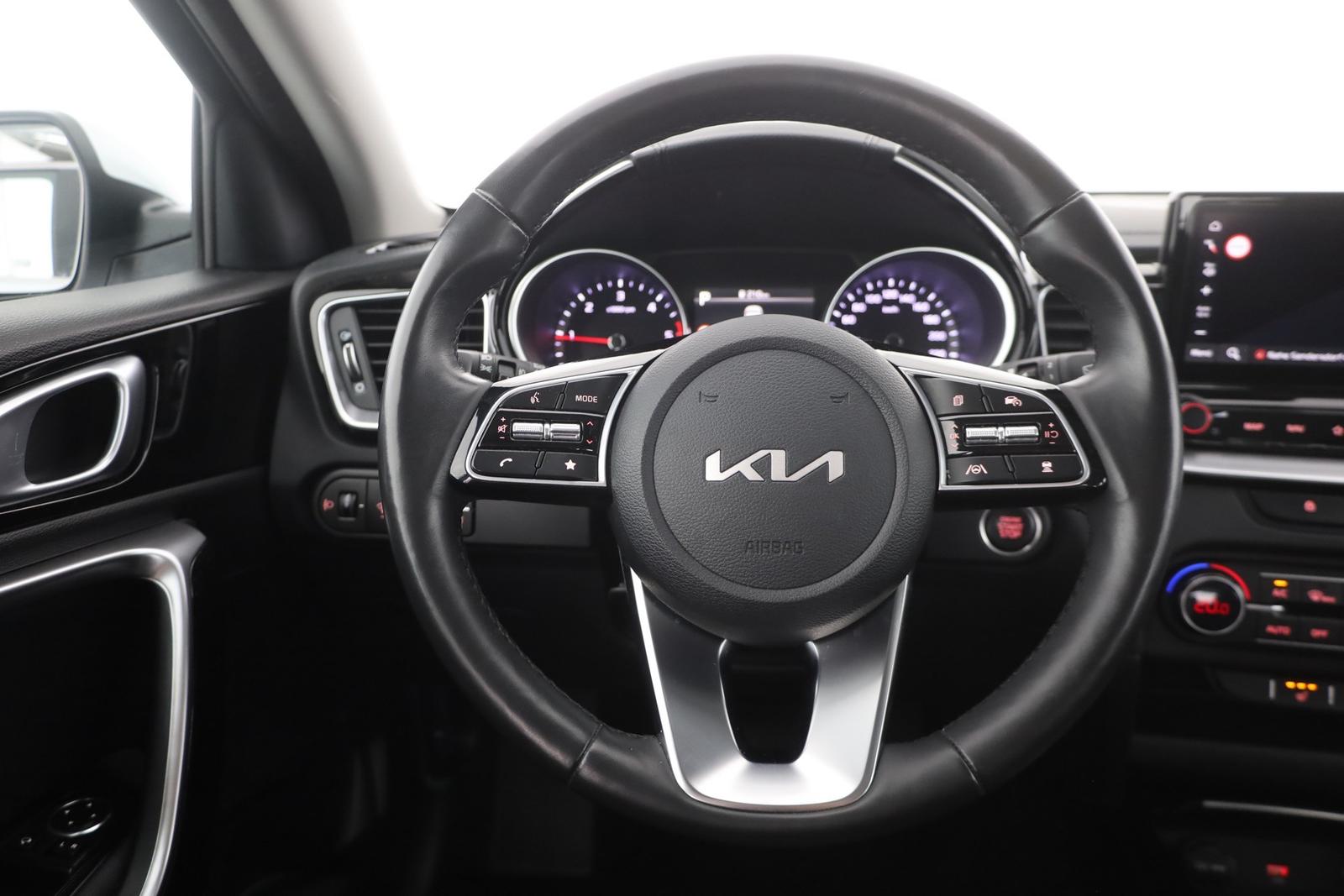 Kia Ceed SW 1.6 CRDi DCT7 LED Navi Kamera AHK ACC