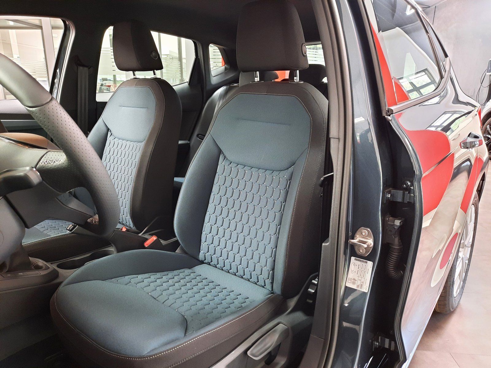 Fahrzeugabbildung SEAT Ibiza Facelift TSI Style *LED*Cam*Full-Link*PDC*